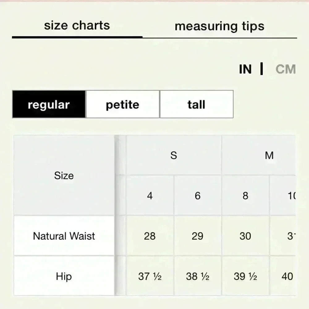 Banana Republic Cropped Ecovero Button Back Top - Picture 9 of 9